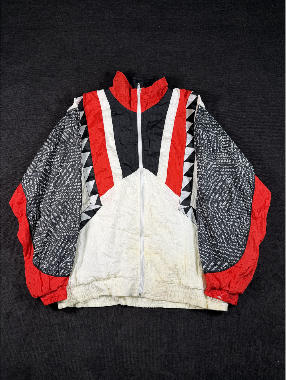 Vintage 90s Geometric Pattern Windbreaker Full Zip Sport Jacket Red White Black